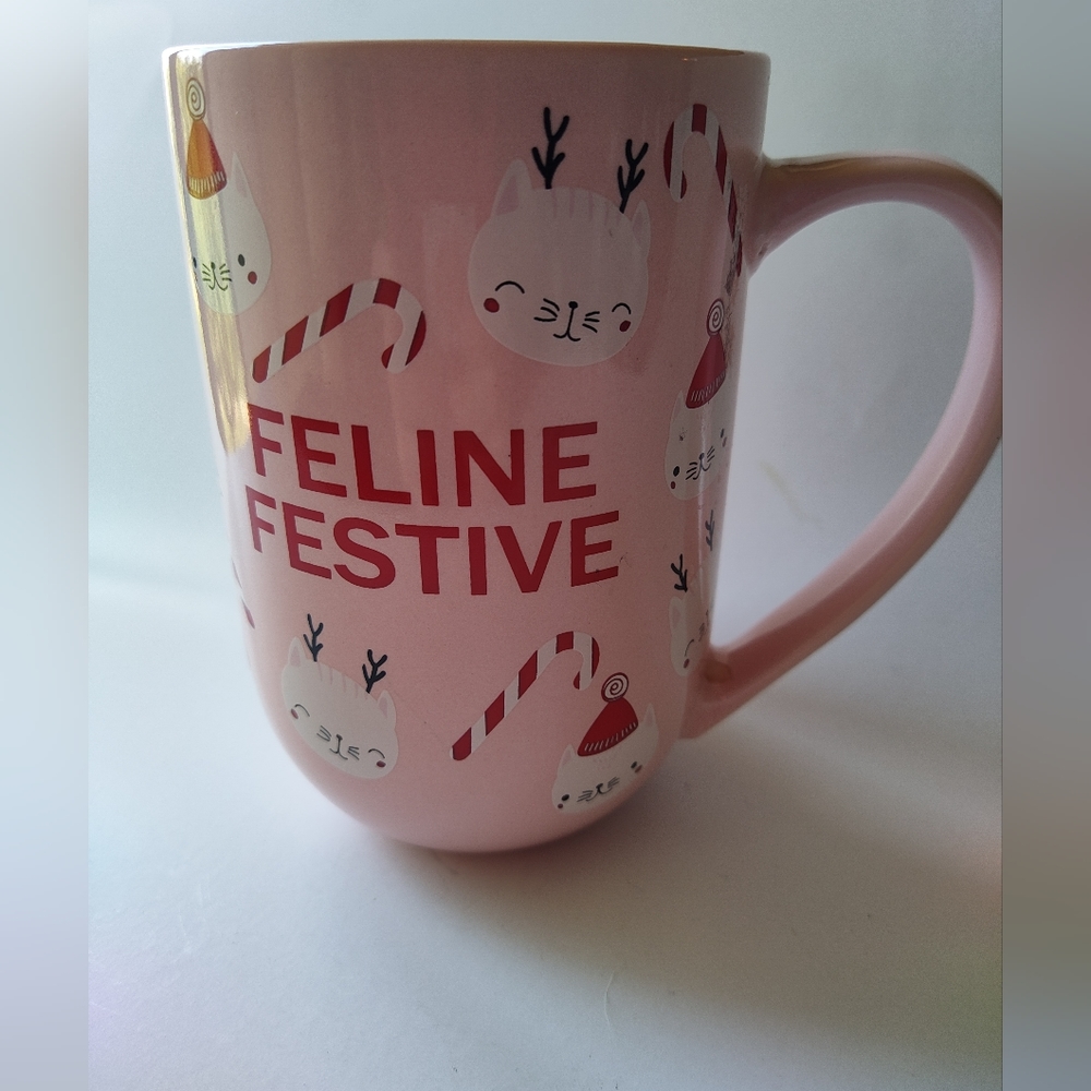 Coco+Lola Feline Festive Mug